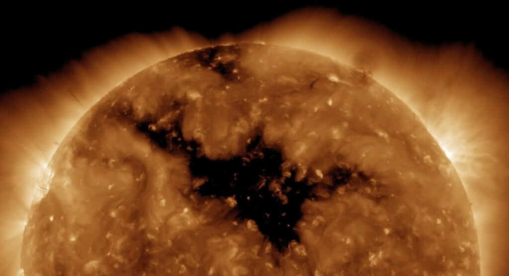 NASA Spots Giant Hole in Sun