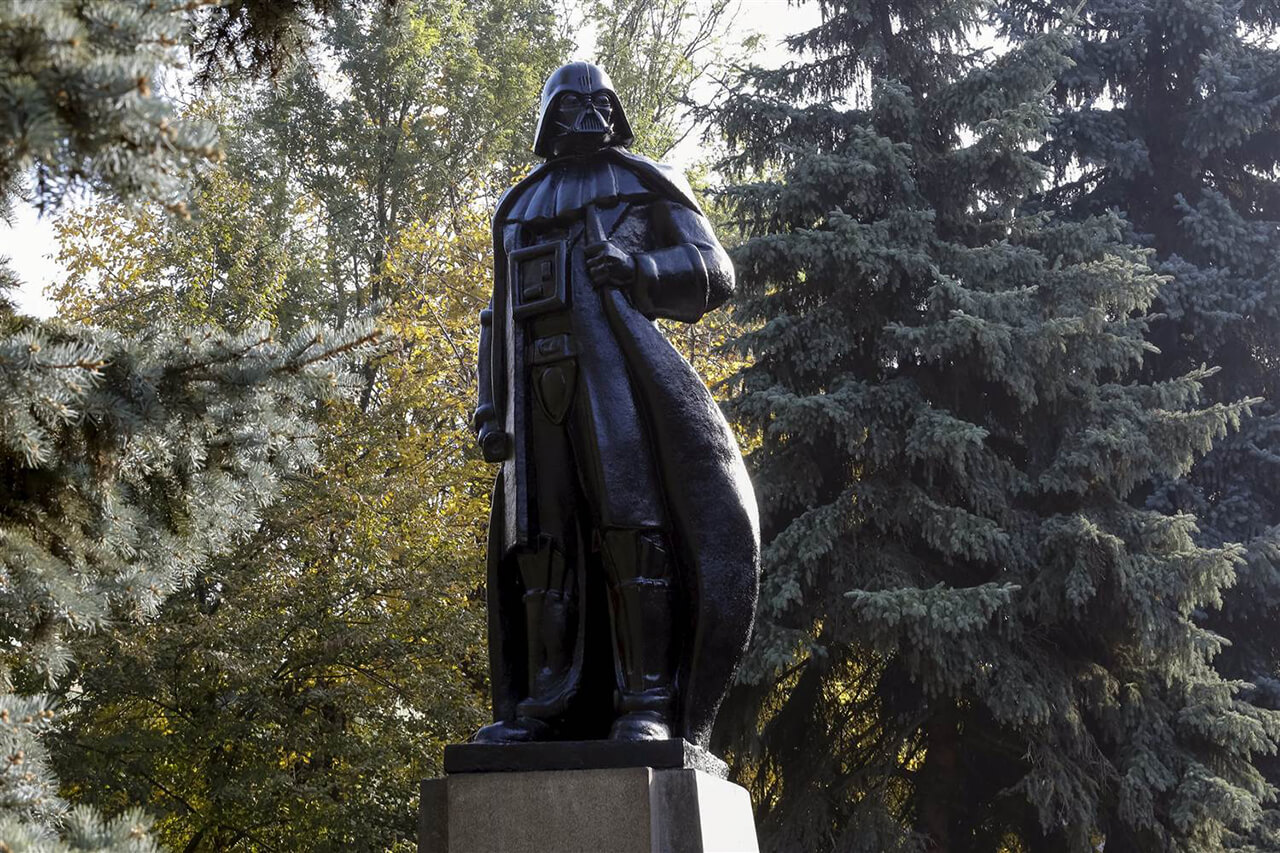 Statue of Lenin Turned Into Darth Vader