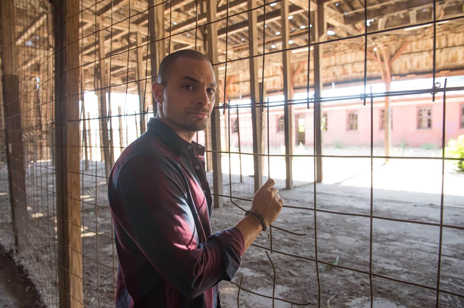 BCS_204_UC_0817_0104-RT