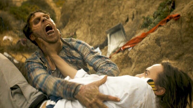 Fear the Walking Dead Nick fighting an infected