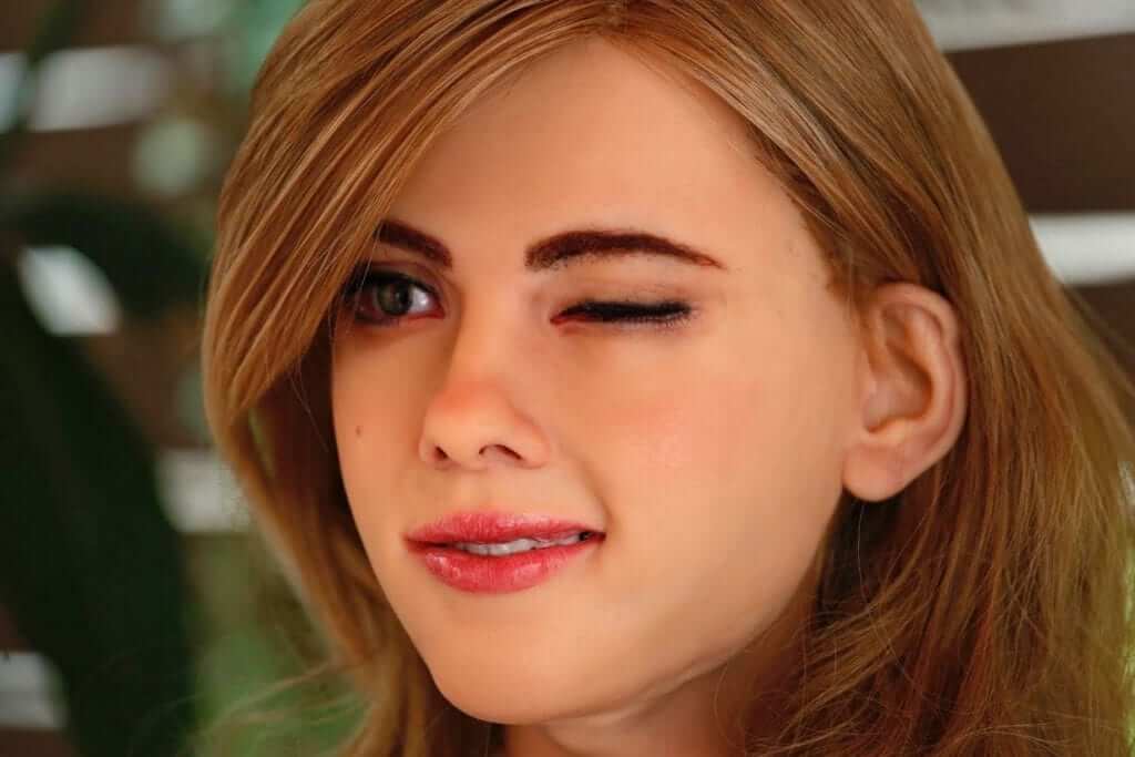 This Guy Built A Robot That Looks Like Scarlett Johansson Scarlett Johansson