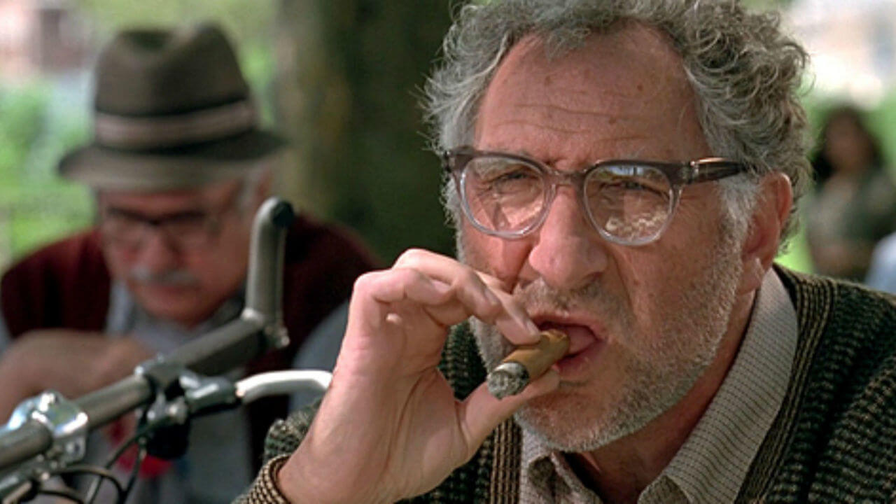 gallery-1464185596-judd-hirsch-independence-day