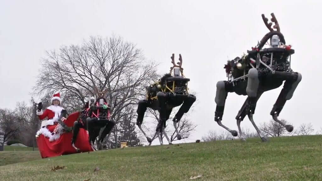 Boston Dynamics Unveils New Dogbot SpotMini SpotMini