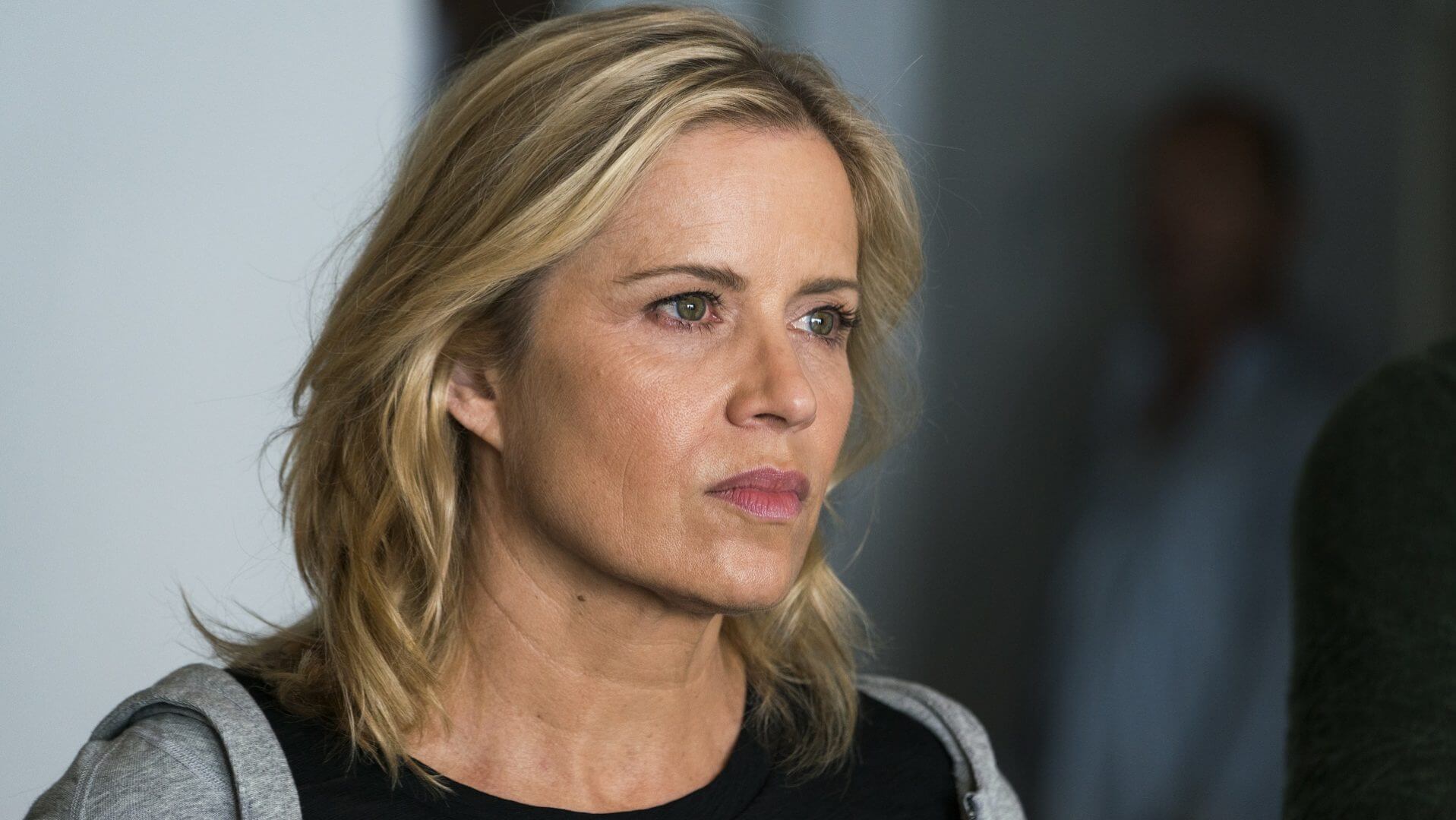 Fear the Walking Dead: “Pablo & Jessica” Review Fear the Walking Dead Madison looking serious
