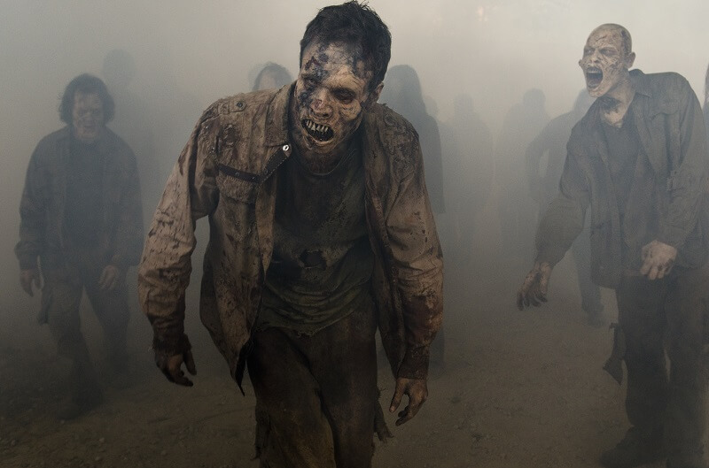 Wakers in the fog in The Walking Dead