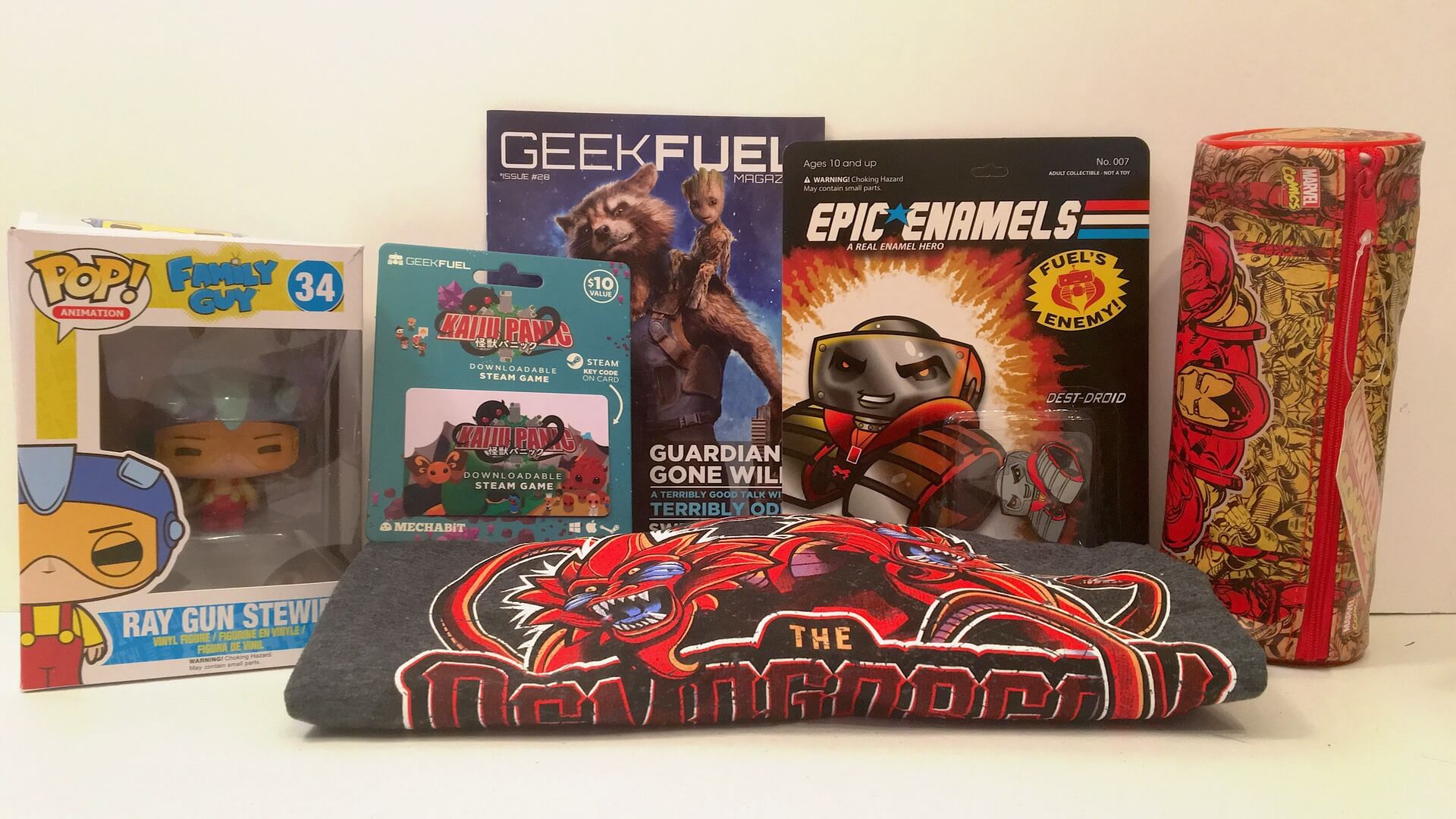 Geek Fuel: A Double Dose of Geeky Goodness! – Review Geek Fuel