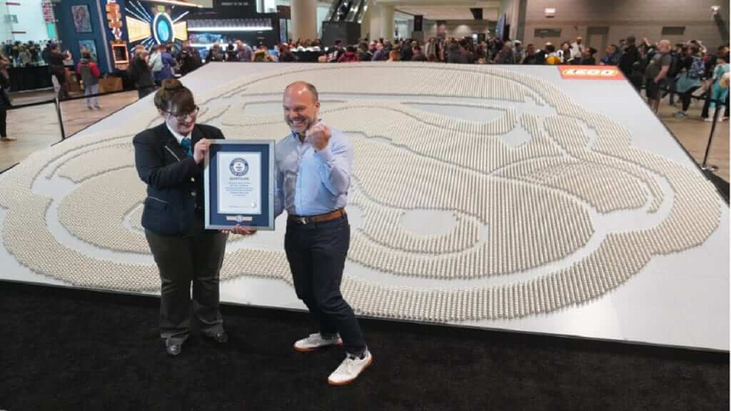 LEGO Breaks Guinness World Record With 36,440 Stormtroopers lego