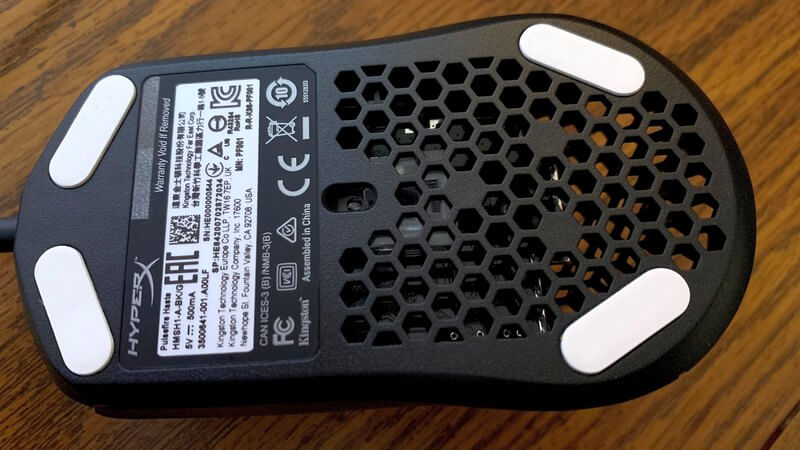 photo of skates of hyperx pulsefire haste mouse