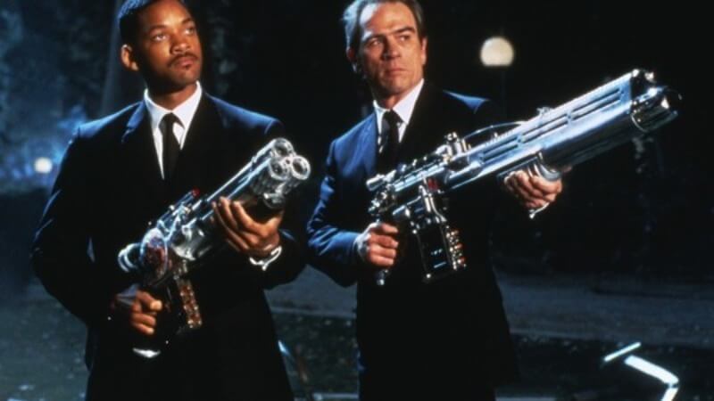 J and K preparing for battle in the first movie