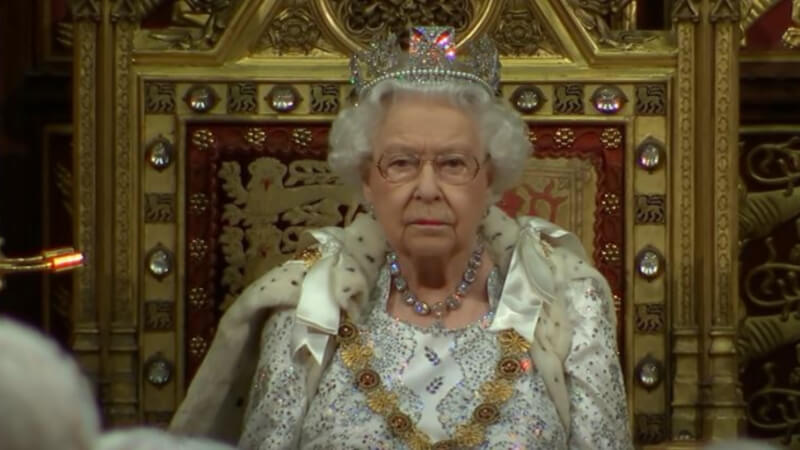 queen-elizabeth-ii-faces-health-concerns (2)