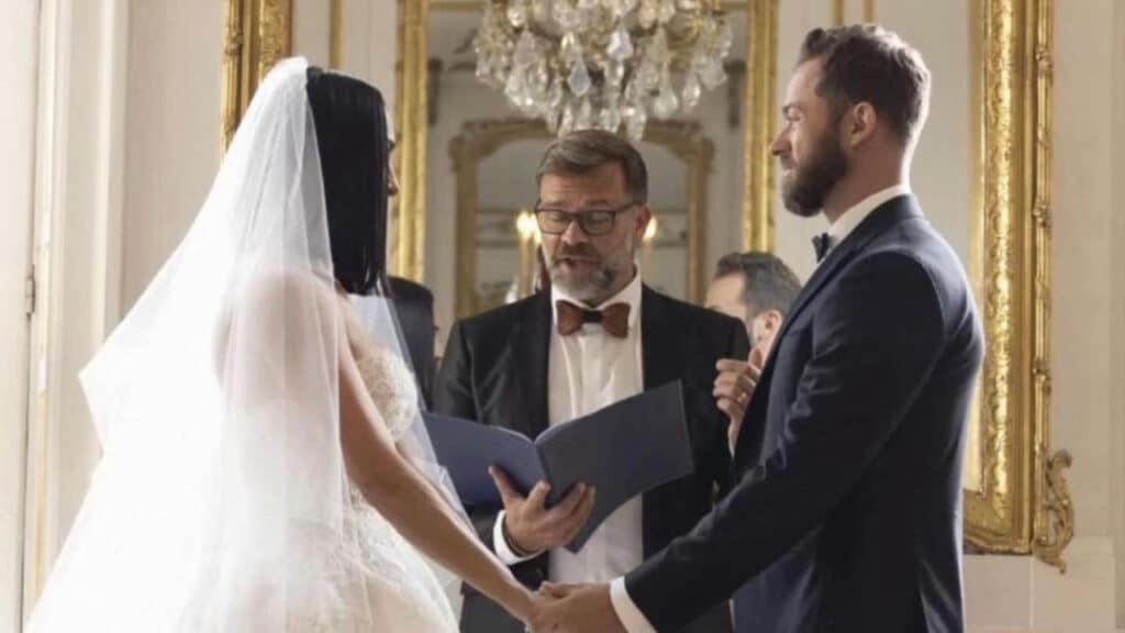 Nikki Bella’s Wedding Vows Moved Artem Chigvintsev to Tears Artem Chigvintsev and Nikki Bella exchange vows at their wedding