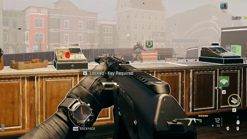 Fighting before using the Barista's Bag Key in DMZ.