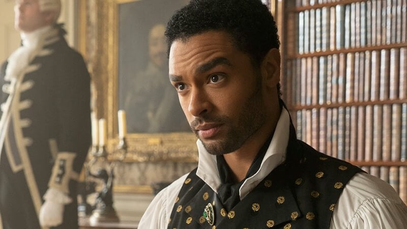 Regé-Jean Page in Bridgerton