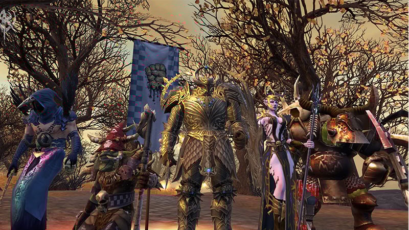 Warhammer Online is a great game that should come back.