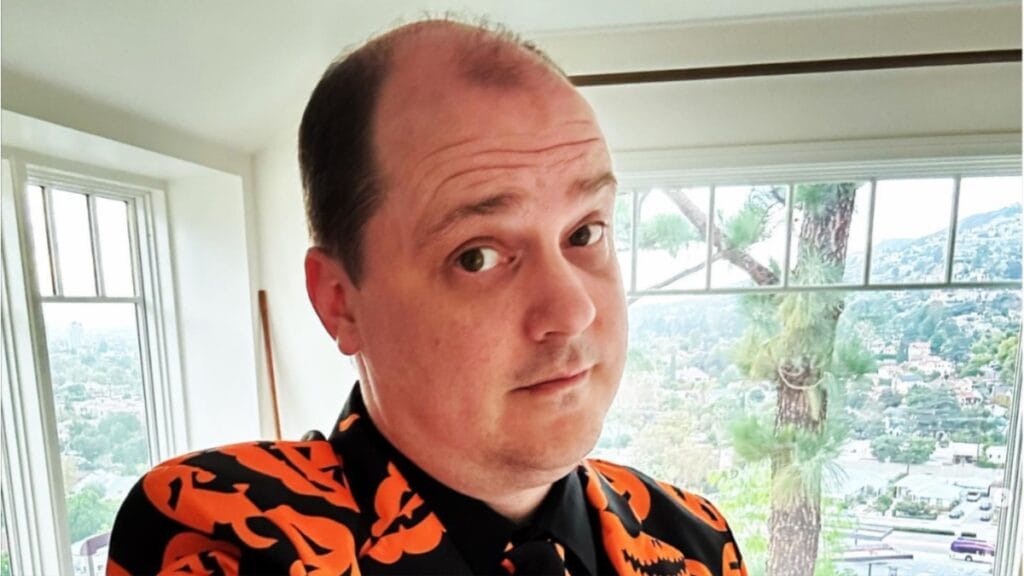 Mike Flanagan to Adapt Stephen King’s The Life of Chuck, Featuring a Huge Cast Mike Flanagan, the director of The Life of Chuck, a Stephen King adaptation with a massive cast