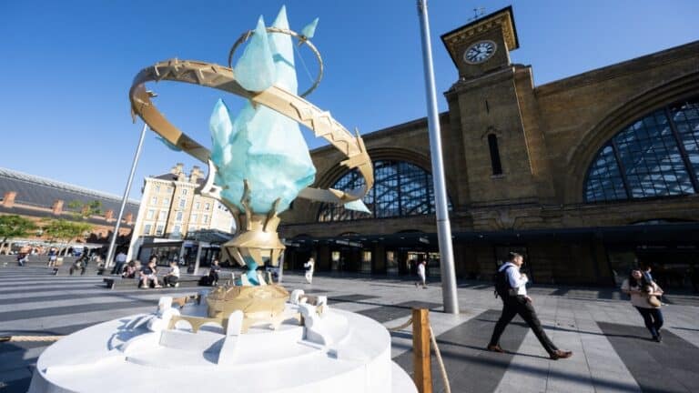 Gather ‘Round, Warriors of Light, FFXIV Dawntrail Has Taken Over London FFXIV King's Cross Aetheryte