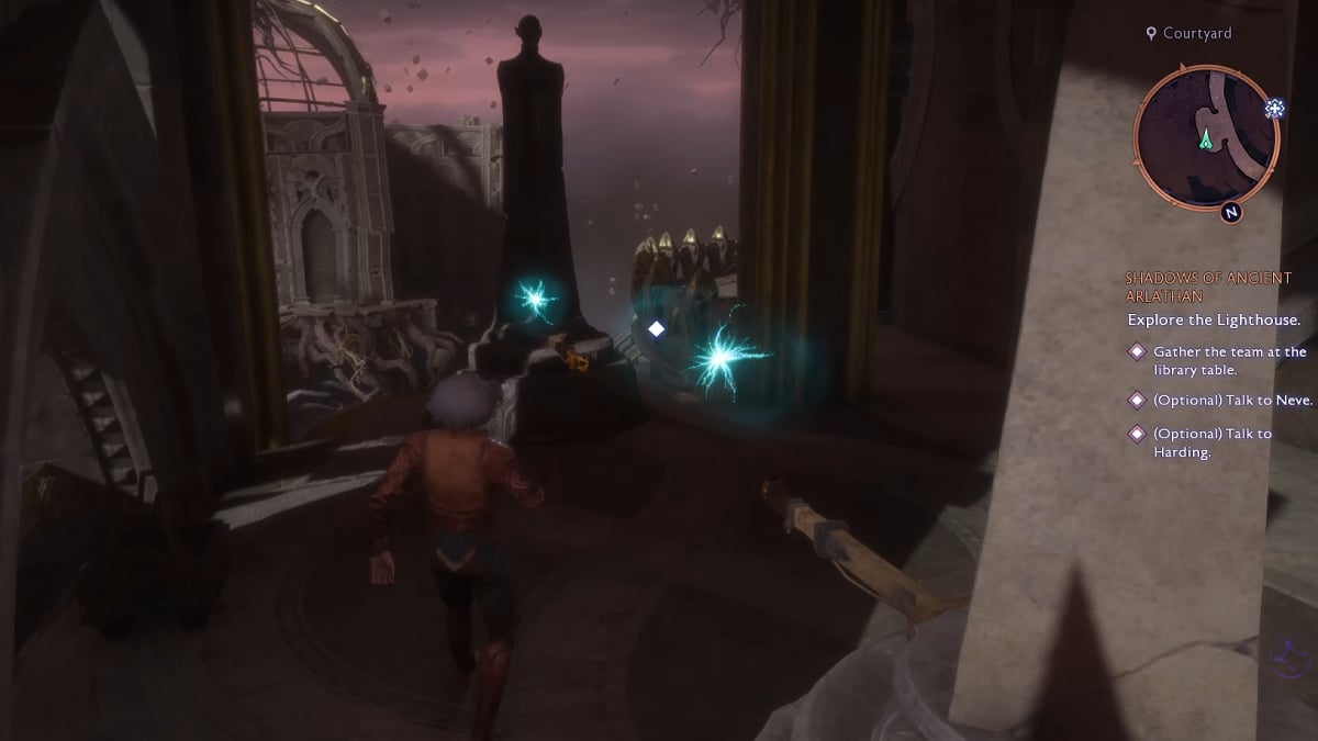 Lighthouse statues pair 1.