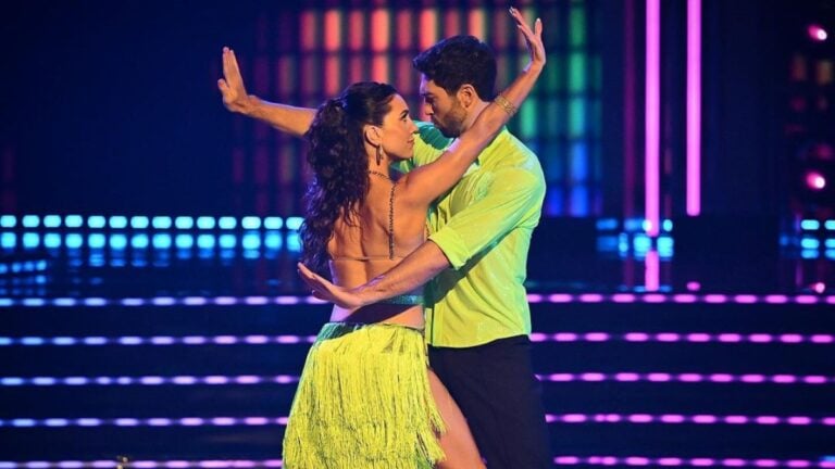Who Won ‘Dancing With the Stars’ Season 33 Following Grand Finale? Recap, Scores and Best Moments Joey Graziadei and Jenna Johnson, Dancing With the Stars season 33 winners.