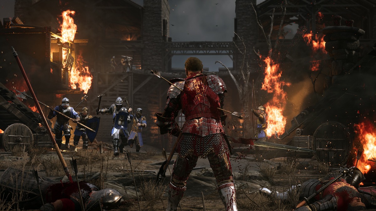A knight, peppered with arrows, prepares for a final showdown in Chivalry 2, one of the best games of the Steam Feudal Festival sale