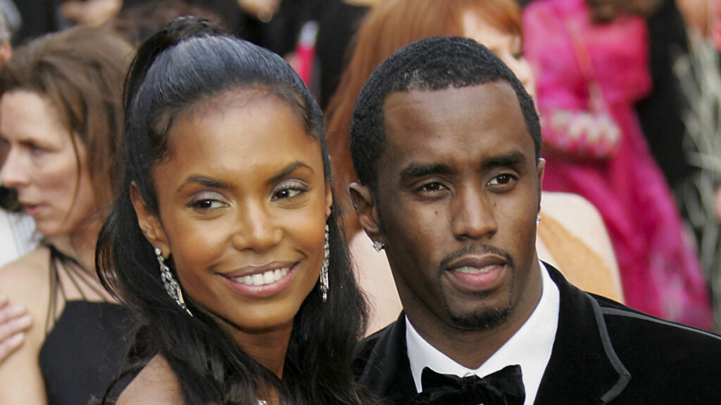 Kim Porter and Diddy at the 77th Academy Awards Sunday on February 27, 2005 at the Kodak Theater in Hollywood