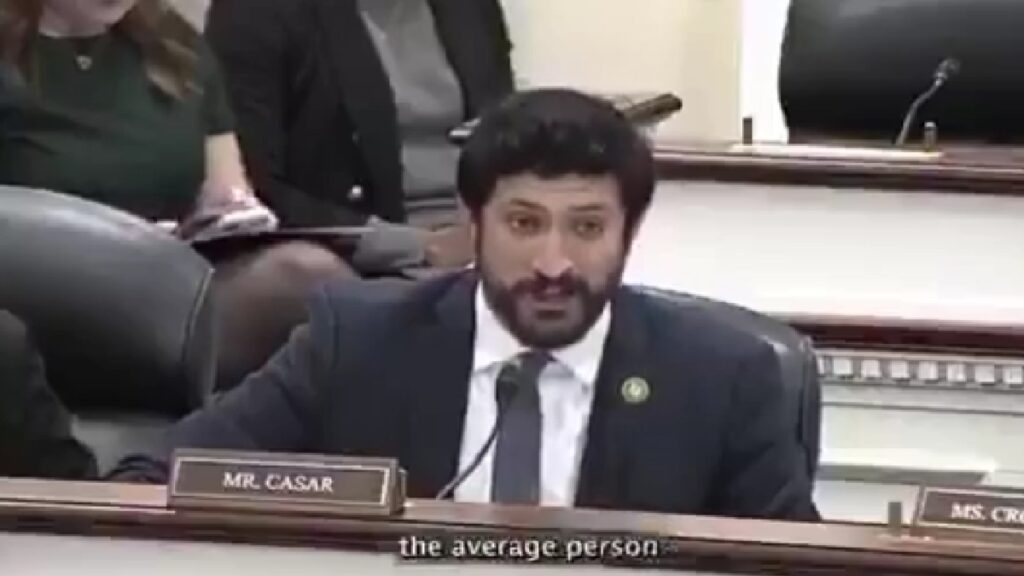 Texas House Rep Greg Casar Calls Out $8 Million a Day Elon Musk Receives From Federal Contracts Greg Casar on Elon Musk