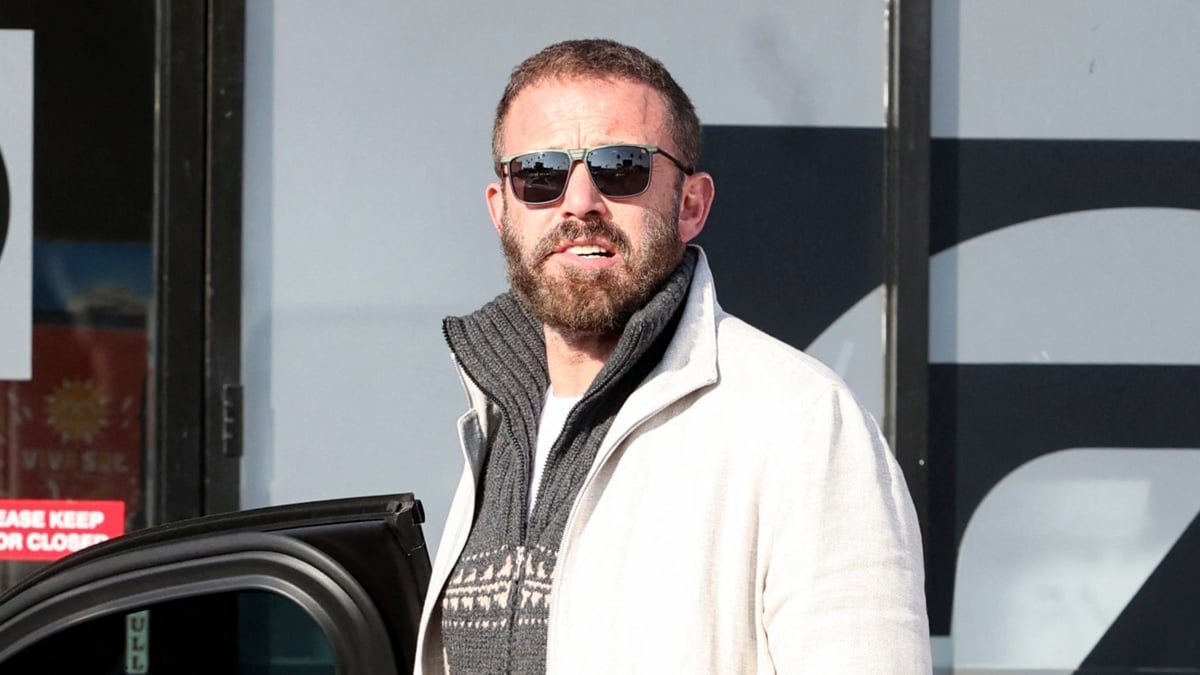 Ben Affleck seen taking daughter Fin on a long practice drive and chicken lunch