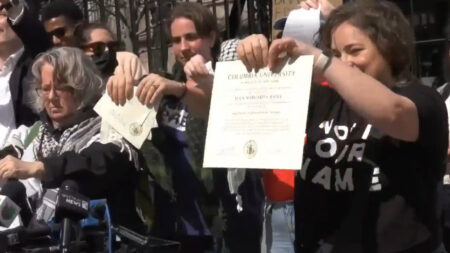 Columbia University Graduates Take a Stand: Diplomas Torn in Protest of Pro-Israel Policy: ‘They’re Sending a Powerful Message’ Columbia University Graduates Take a Stand: Diplomas Torn in Protest of Pro-Israel Policy in New York: ‘They’re Sending a Powerful Message'