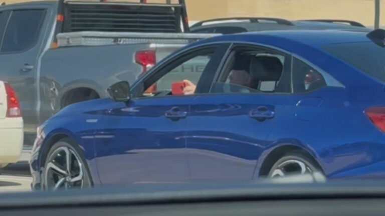 Redditor Captures Suspicious Man Films Houston Students After School: ‘That’s Such Predatory Behavior to Me'