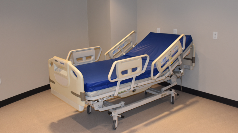 North Carolina Woman Abandoned by Hospital Staff ‘For 45 Hours Without Food or Water’ After Surgery: ‘Nurses Didn’t Take Her Concerns Seriously’ North Carolina Woman Abandoned by Hospital Staff For 45 Hours