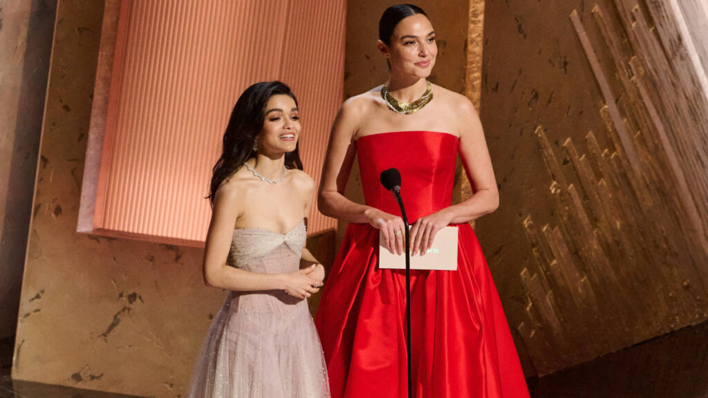 Photo of Rachel Zegler and Gal Gadot present award at the 2025 Oscars.