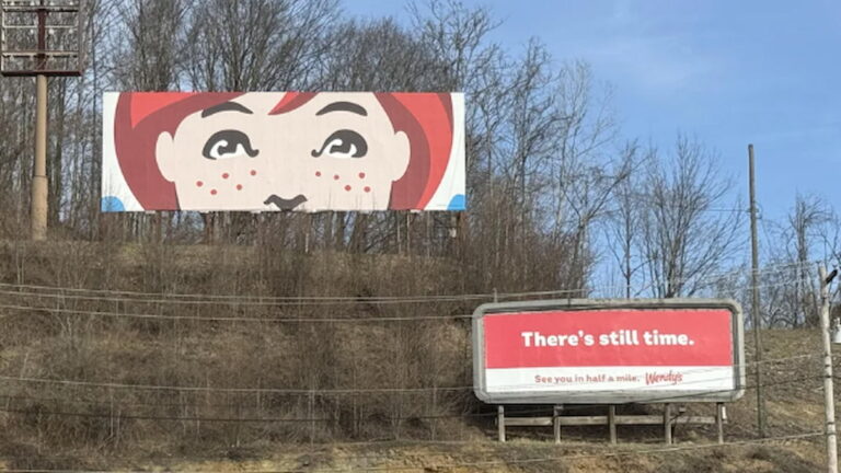 Giant and Judgmental Ohio Woman Guilts and Shames Mcdonalds Customers ‘This is mildly creepy’