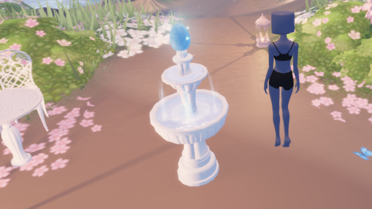 Fountain Egg in Dress To Impress