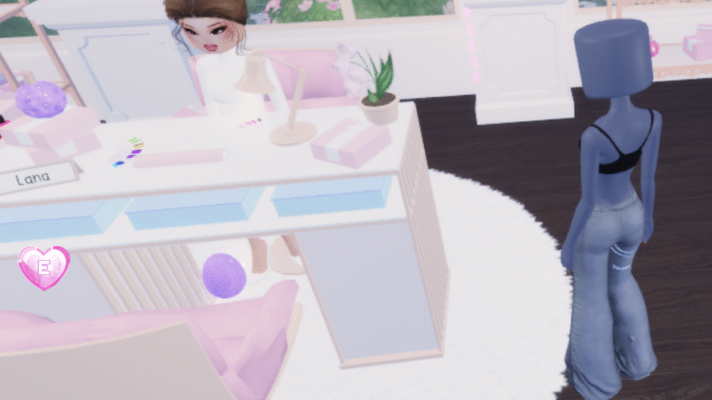 Lana Egg in Dress To Impress