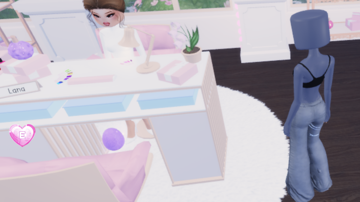 Lana Egg in Dress To Impress