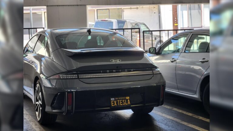 Los Angeles Ex-Tesla Plate