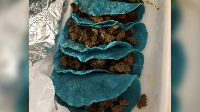 A Dallas Taco Truck Seemingly Committed a Heinous Crime Against Mexican Food, ‘They Look Blue Raspberry Flavored’ Dallas Blue Corn Tacos