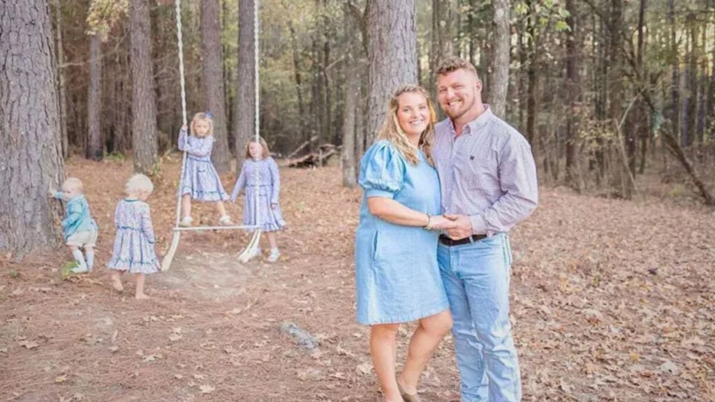 Mississippi Family Torn Apart After ICE Arrests Dad at Interview: ‘He’s Also a Trump Supporter’ Mississippi Family Torn Apart After ICE Arrests Dad at Interview: ‘He’s Also a Trump Supporter'