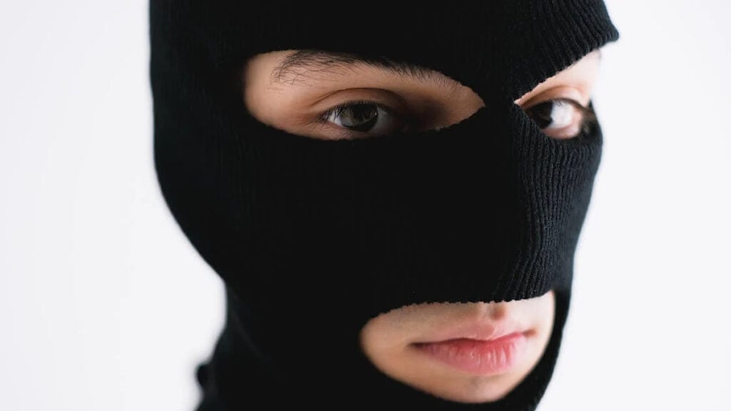 Theft Legal in San Antonio? Redditor Reveals Police Inaction After Patio Furniture Stolen: ‘Steal It Back?’ Theft Legal in San Antonio? Redditor Reveals Police Inaction After Patio Furniture Stolen: ‘Steal It Back?'