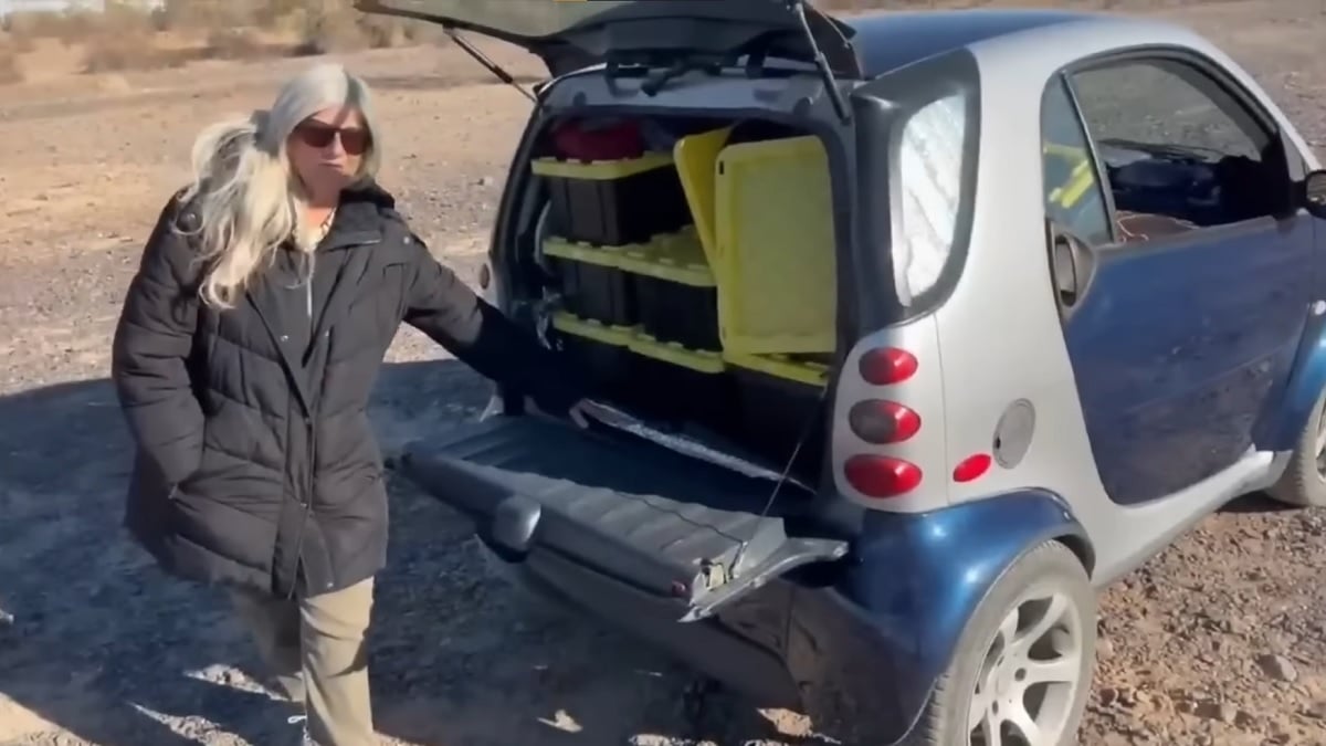 kai, a 65-year-old woman who lives in her smartcar