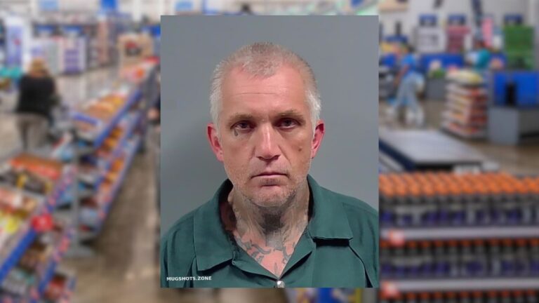 Florida Man Busted for Snacking on Unpaid Blueberries and Carrying 11 Grams of Fentanyl 'Never Commit Two Crimes at the Same Time'