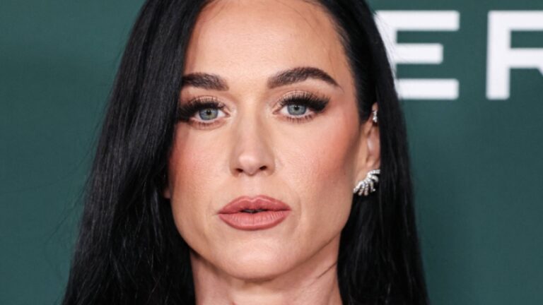 Orlando Bloom Spotted With Sydney Sweeney In Sundress After Katy Perry Split Katy Perry close up