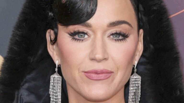 Katy Perry Breaks Silence After Orlando Bloom Split With Beach And Chocolate ‘Mood’ Katy Perry close up
