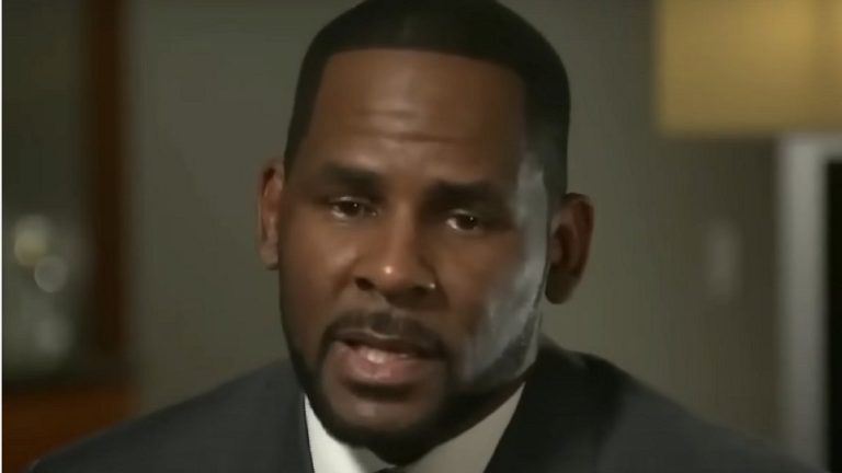 R Kelly Begs for House Arrest After Alleged Prison Murder Plot Uncovered: ‘Reaching Out To President Trump’ R.Kelly