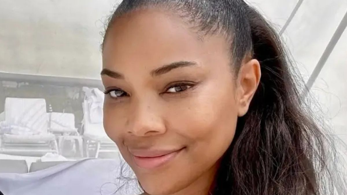 Gabrielle Union selfie