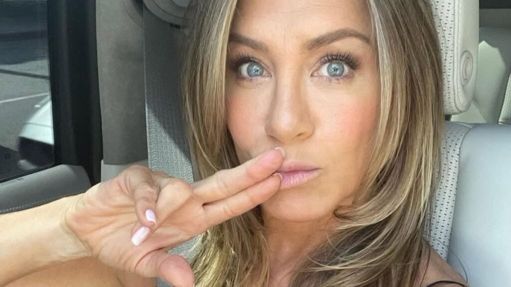 Jennifer Aniston selfie