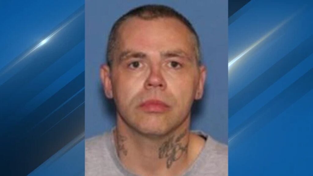 Loony Toon Incites City-Wide Manhunt in Oregon After Shootout with Cops, ‘Ehhh… what’s up, Glock? 🥕’ loony-toon-oregon