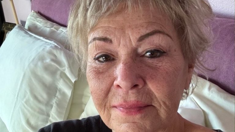 Roseanne Barr takes selfie