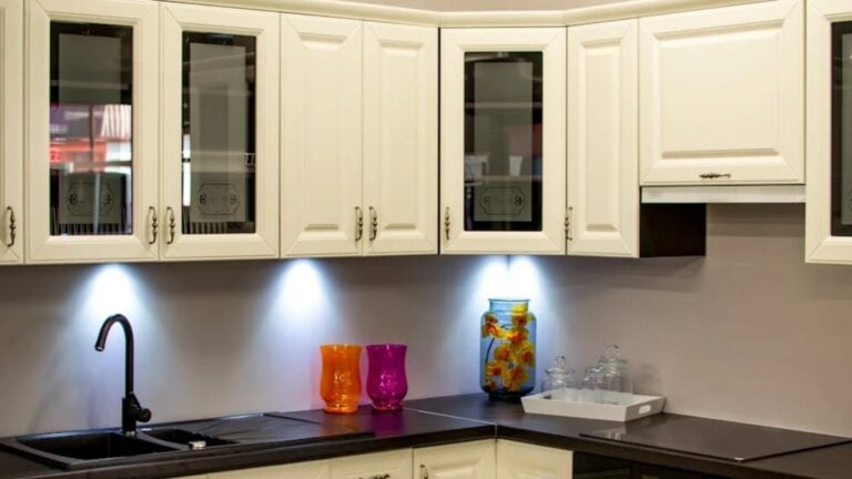 New York Kitchen Cabinet Boomers