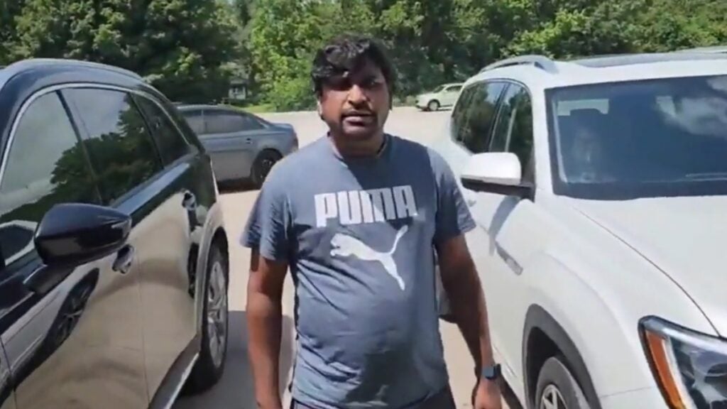 Racist Arkansas Influencer Harasses Random Man Because He’s Sick of Indians: ‘Why are You in My Country?’ Arkansas racist against indians