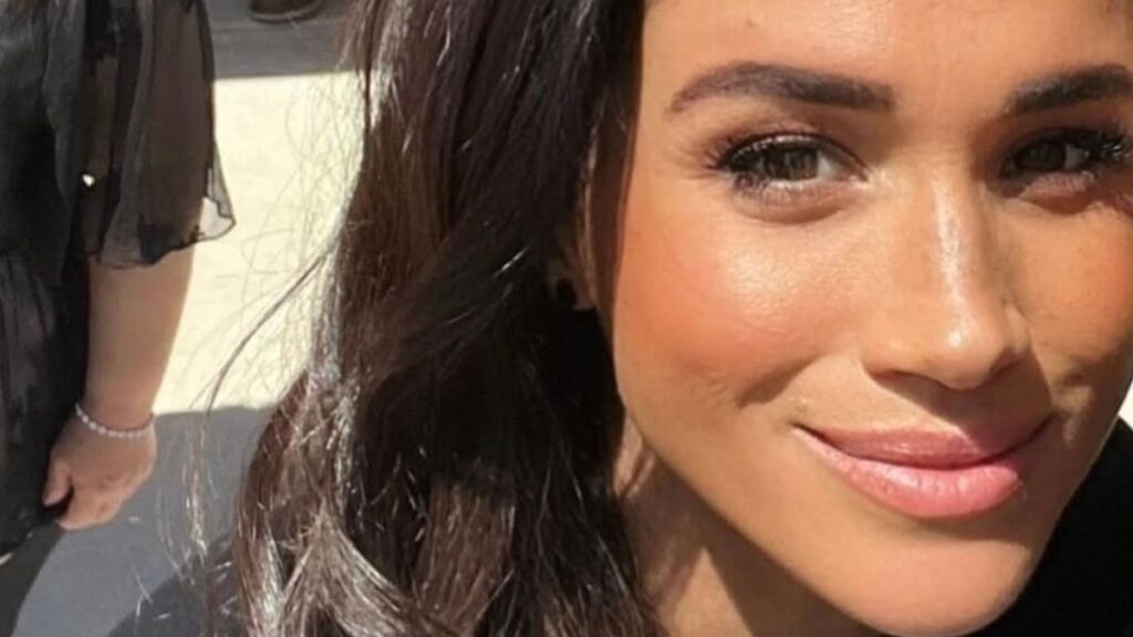 Meghan Markle selfie